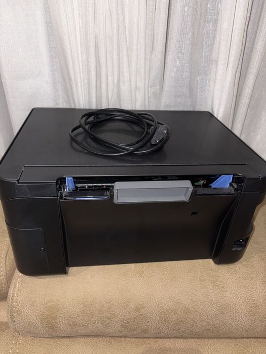 Vendo impressora Epson EcoTank ET-2861 quase nova