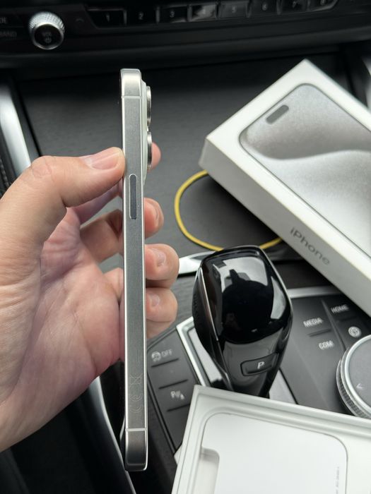 iPhone 15 Pro Max 256GB White Titanium (MU783) 95%