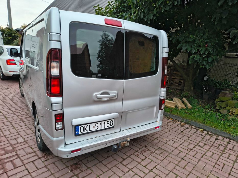 Renault Trafic 1.6 blaszak Zadbany uszkodzony silnik HAK