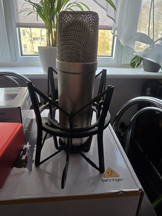 Zestaw do nagrywania Mikrofon Tm1 i interfejs Focustrite Scarlett Solo