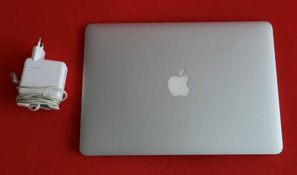 MACBOOK Air 13 Completamente Novo, Apenas 197 Ciclos de Bateria
