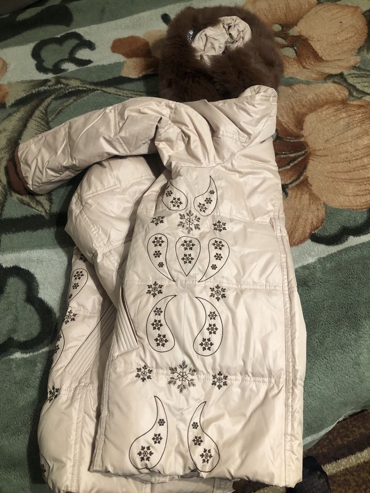 Пуховик большого размера