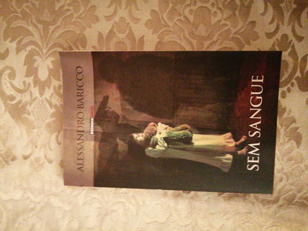 Livro "Sem Sangue" de Alessandro Baricco