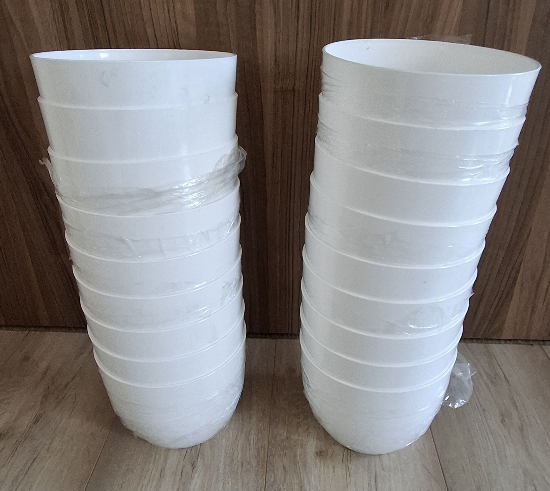 Doniczka plastikowa biała fi 17 cm - 18 sztuk NOWE
