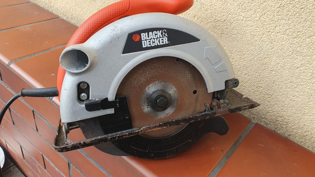 Pila tarczowa black decker