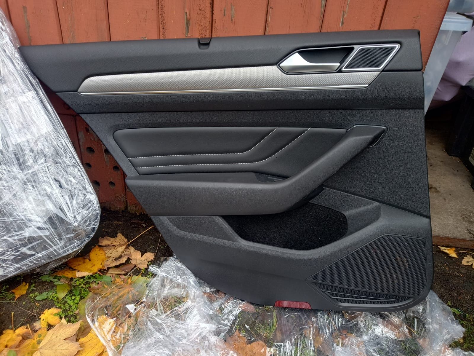 Komplet siedzeń kanapa boczki VW Passat B8 lift R-line