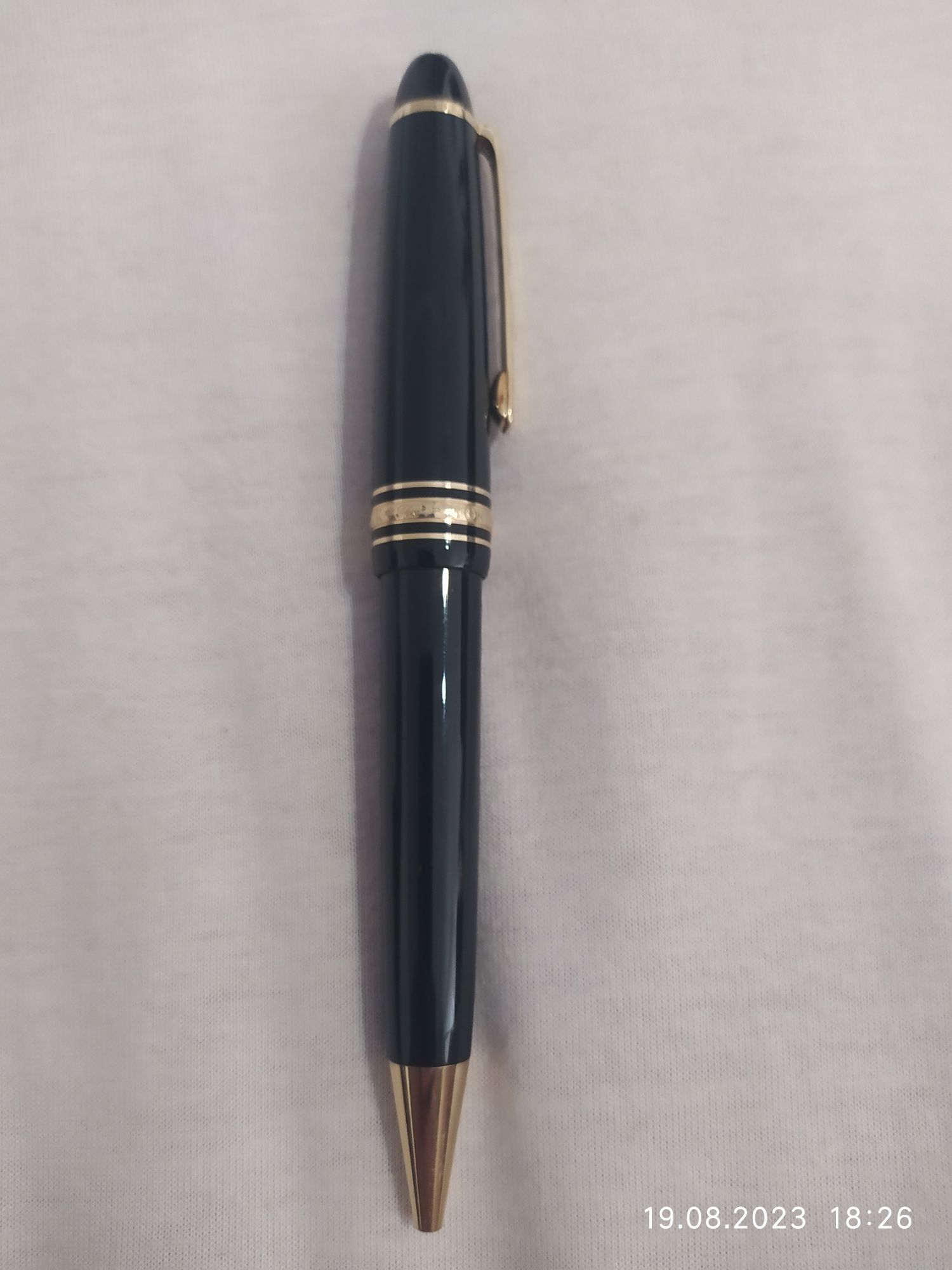 Długopis długopis MONTBLANC Meisterstuck Classique GOLD