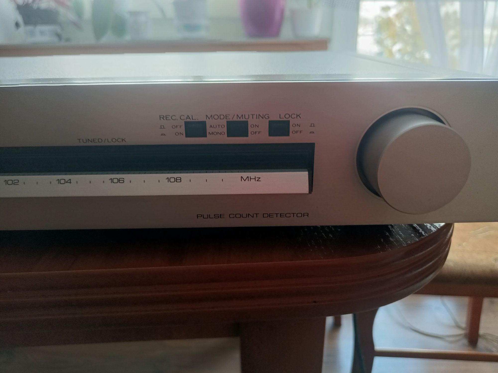 Tuner radiowy Kenwood KT-80