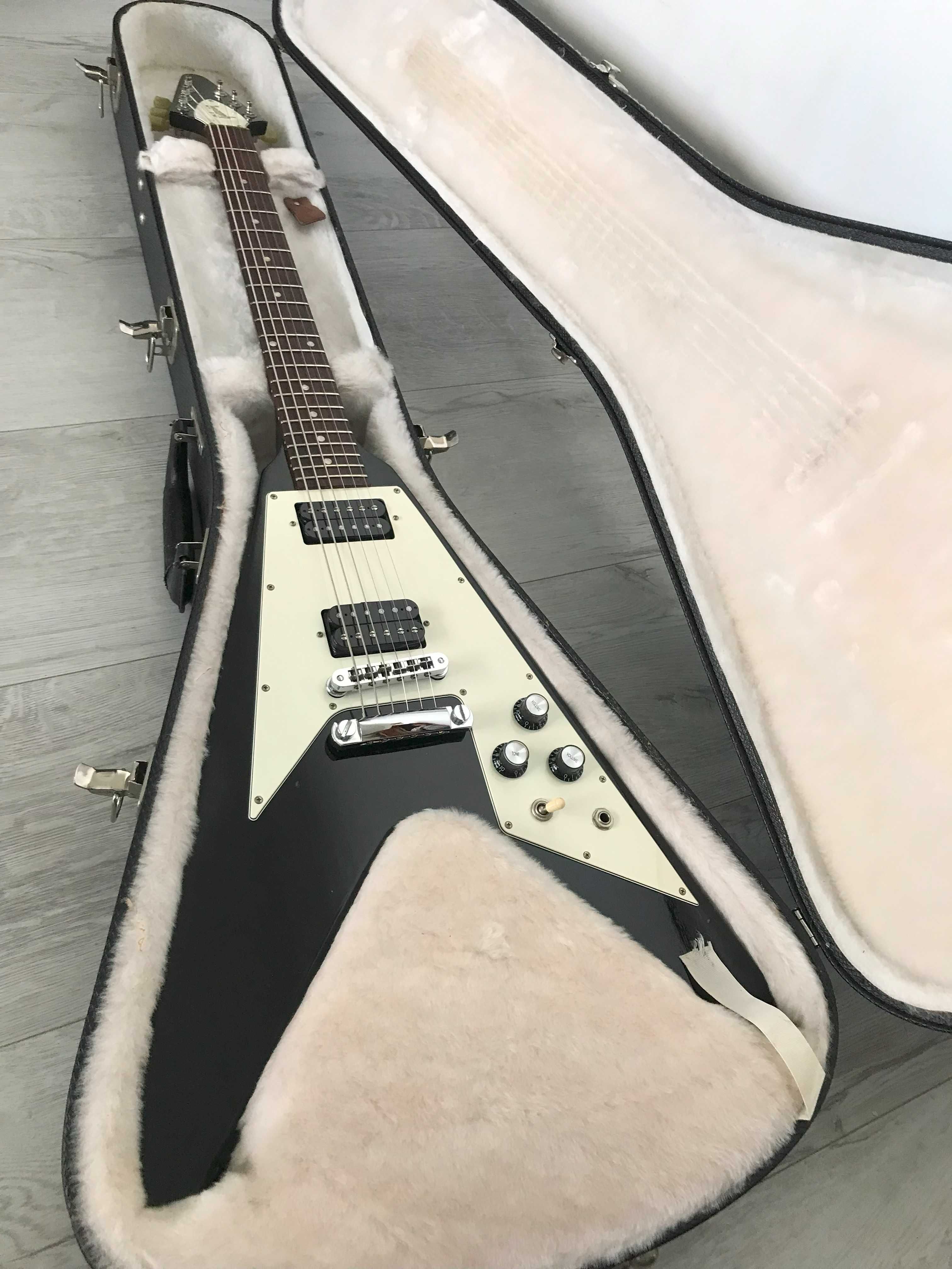 Gibson Flying V '67 Reissue Ebony Black 2010 - gitara elektryczna