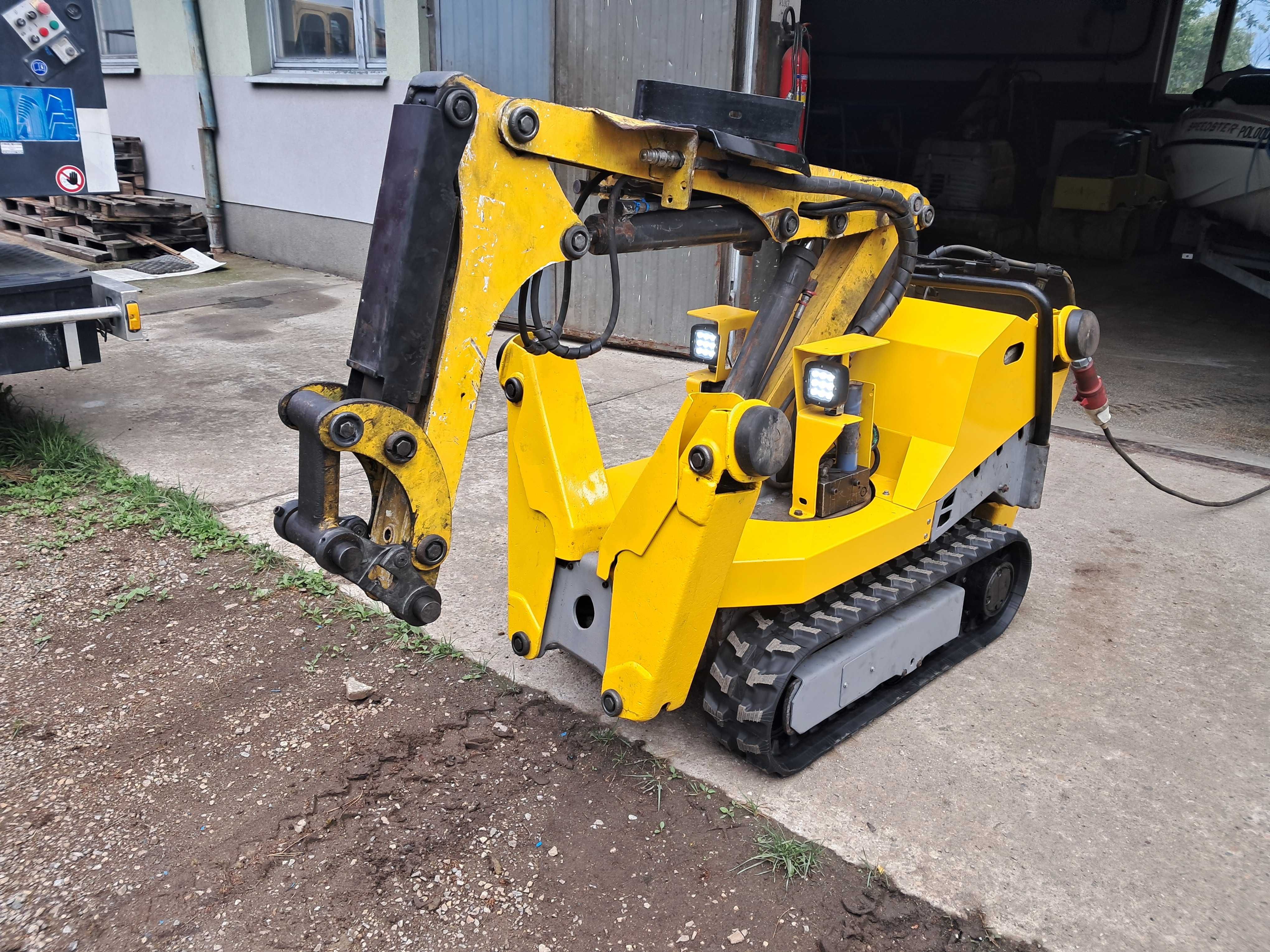 Robot Wyburzeniowy Brokk 90 ,2008r+ młot Atlas Copco SB 152