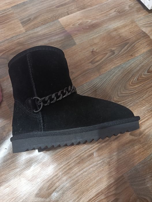 Угги для дівчинки,32 р