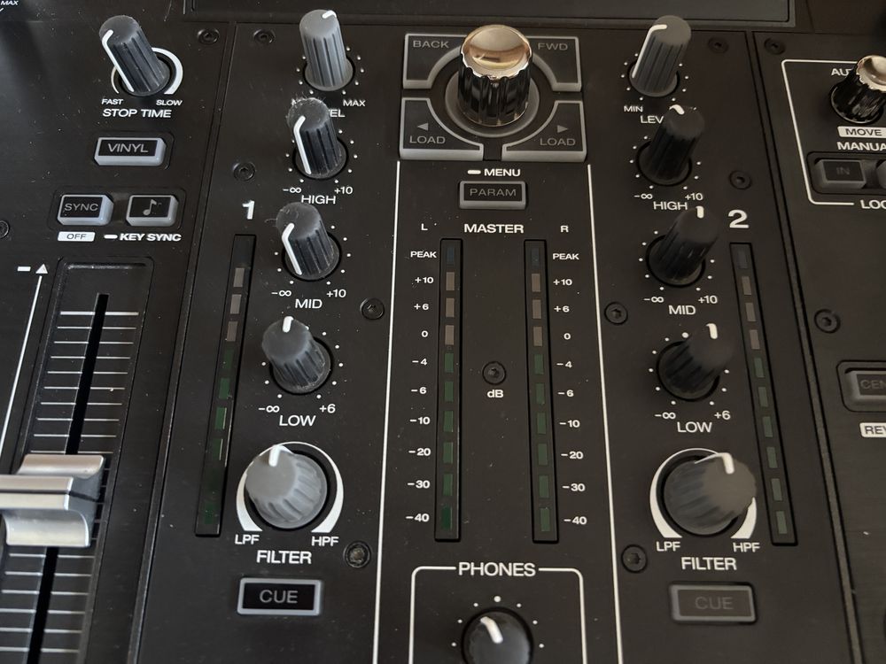Denon DJ Prime 2 + case