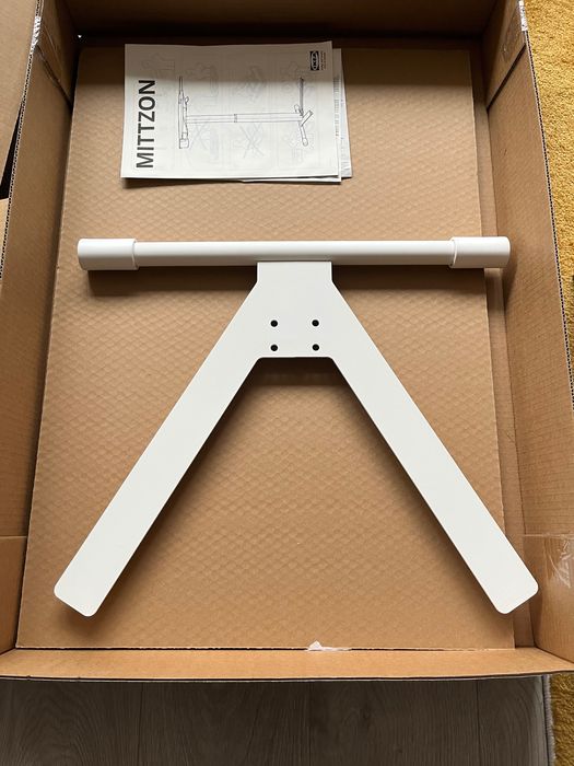 IKEA MITTZON Stolik z kółkami na laptop, biały, 66x50 cm