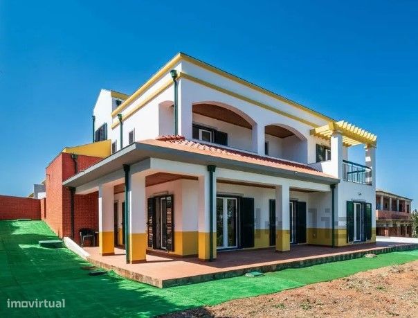 Moradia Independente T5, Terreno, Casal de Cabanas, Barcarena, Oeiras