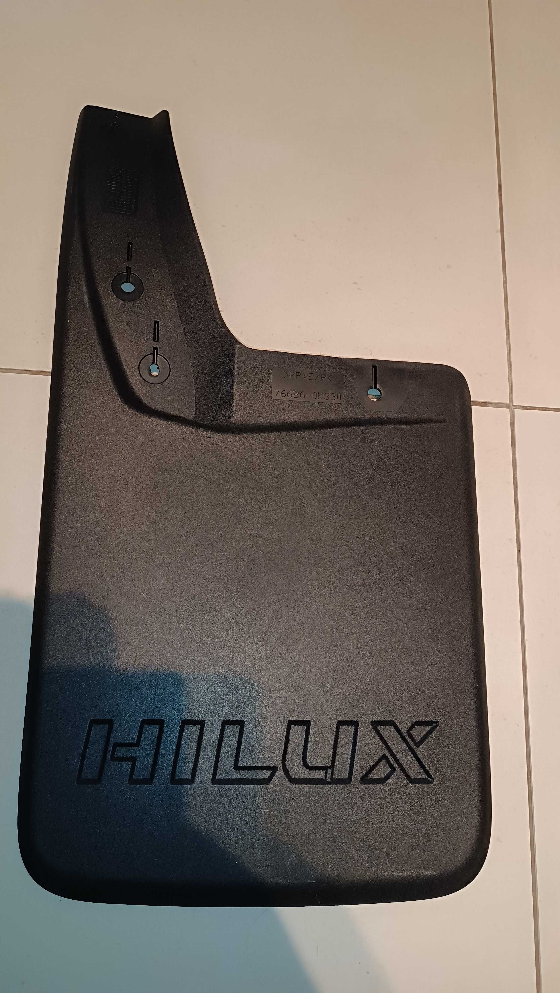 Hlapacz tylnego koła toyota hilux