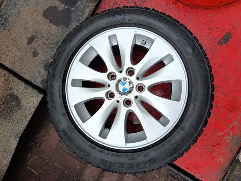 5x120 Felgi Aluminiowe 16 BMW Seria I E81 E82 E87 E88 7JX16 IS 44 kpl