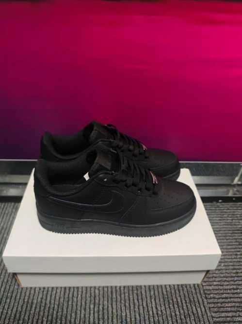 Buty Nike Air Force 1 Low '07 Black R.41