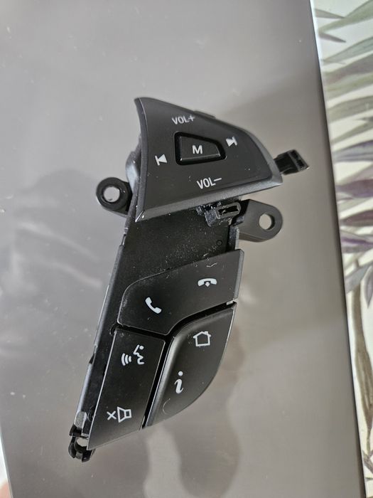 Przyciski kierownicy Mondeo Mk5