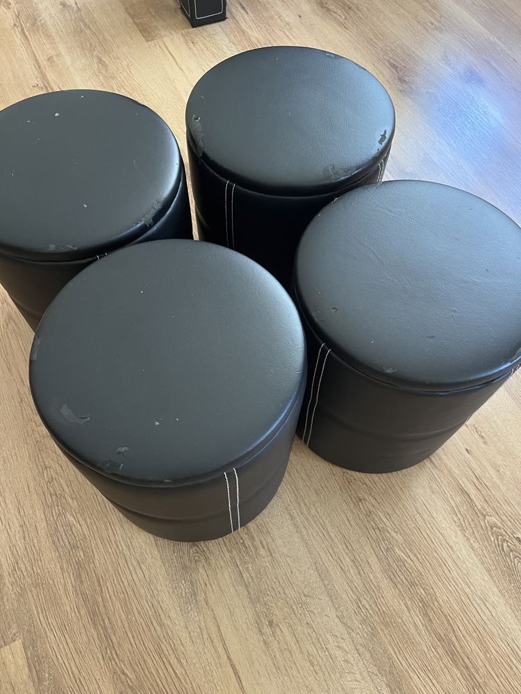 Mesa de centro com bancos