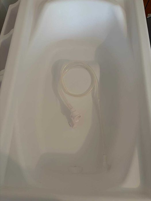 Banheira com trocador dobrável para bebé — como nova