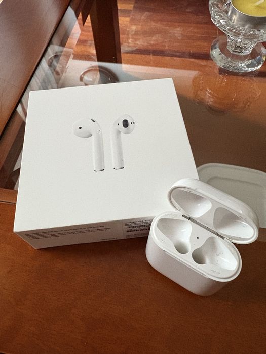 Caixa de Airpods 2