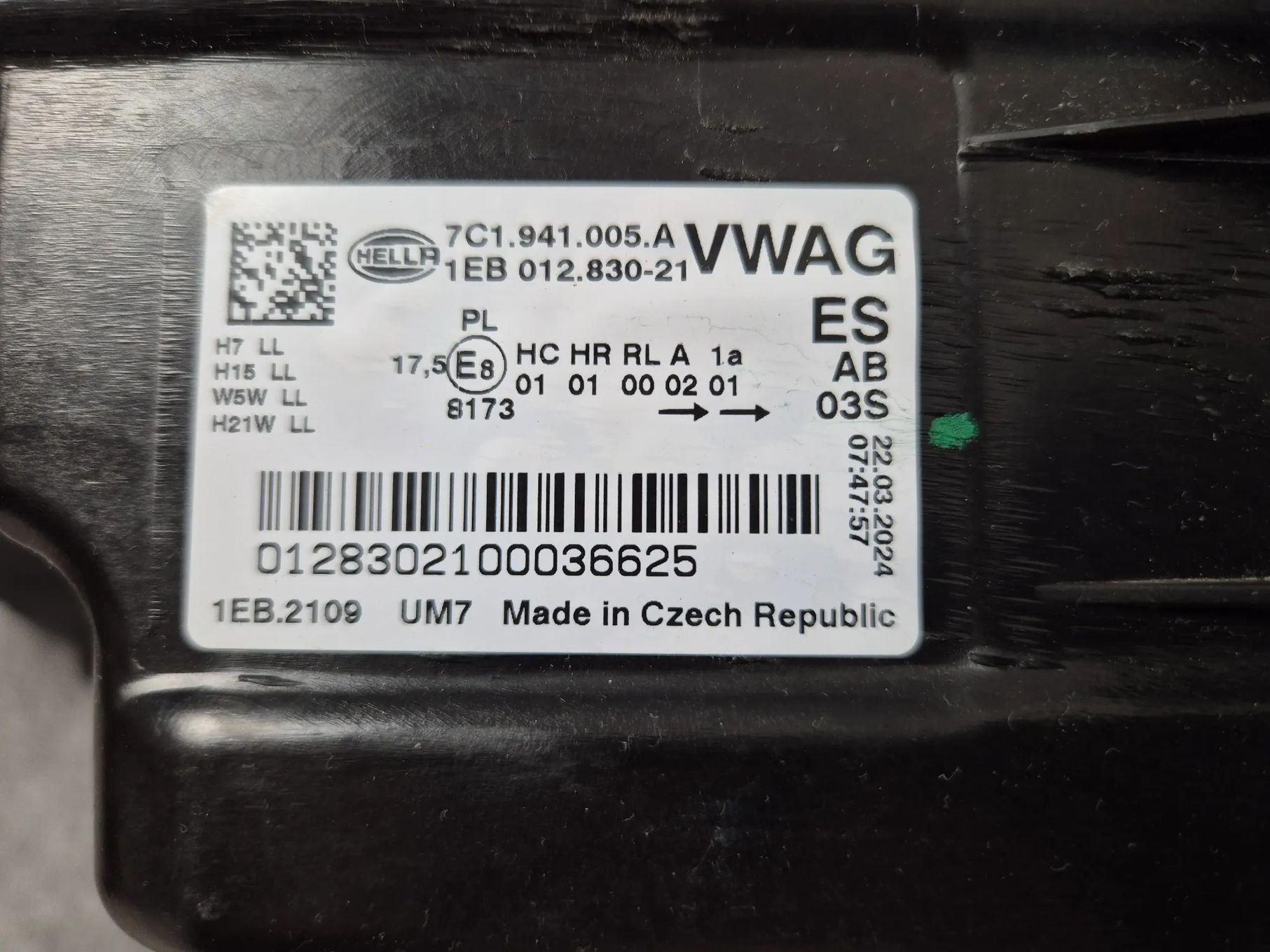 REFLEKTOR LAMPA PRZEDNIA LEWA - VW CRAFTER II 7C1 ZWYKŁA H7 16-