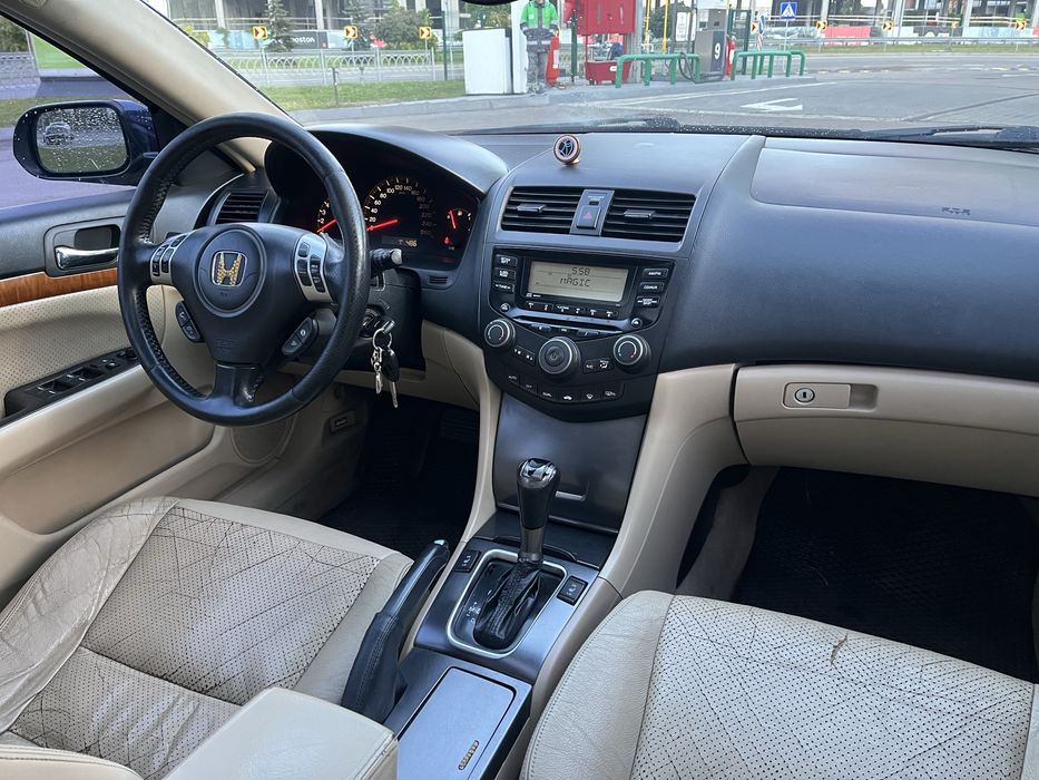 Honda Accord 7 2.4 газ/бенз автомат