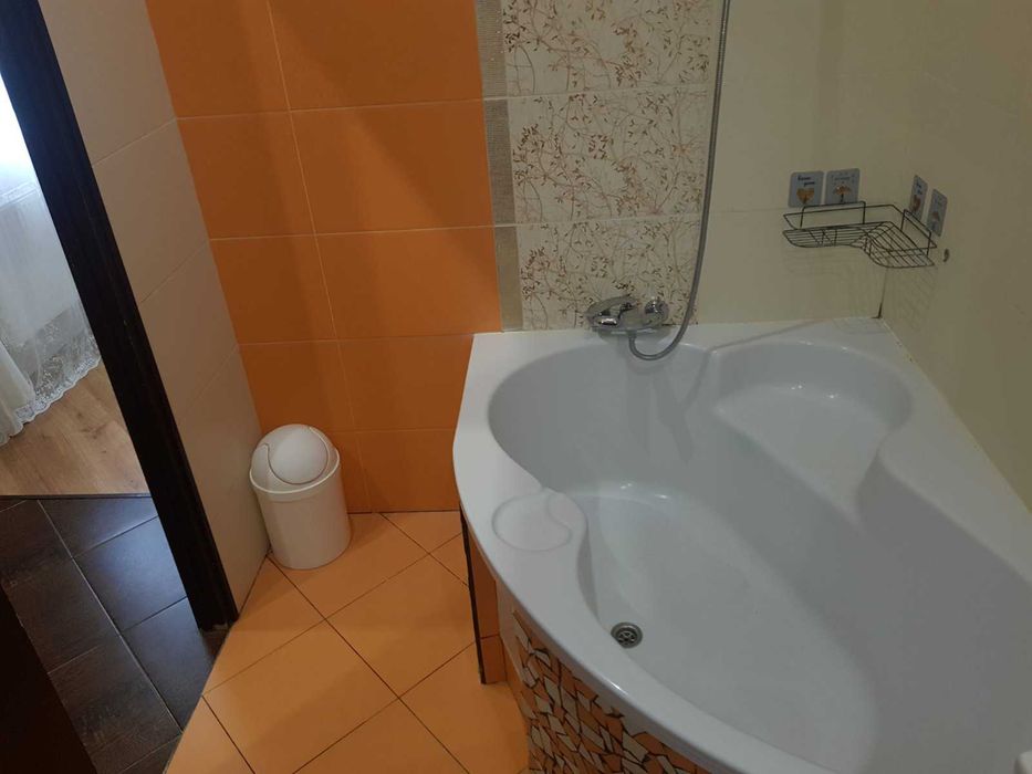 2-х кімнатна квартира , м. Кам'янка-Бузька,  ЦЕНТР