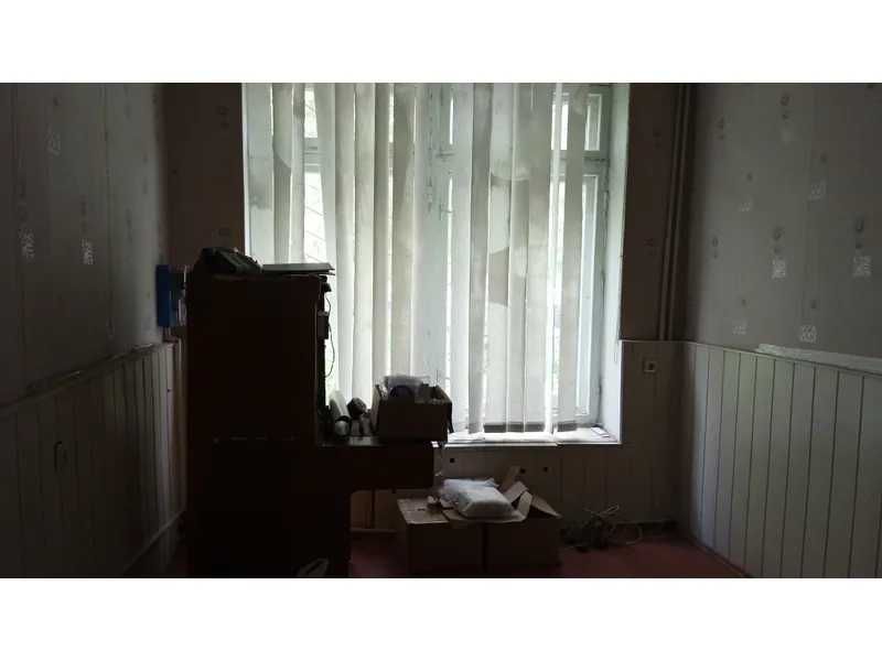 ОРЕНДА – приміщення 1-го поверху адмінбудівлі, 96,4 м2  с.Чечельник