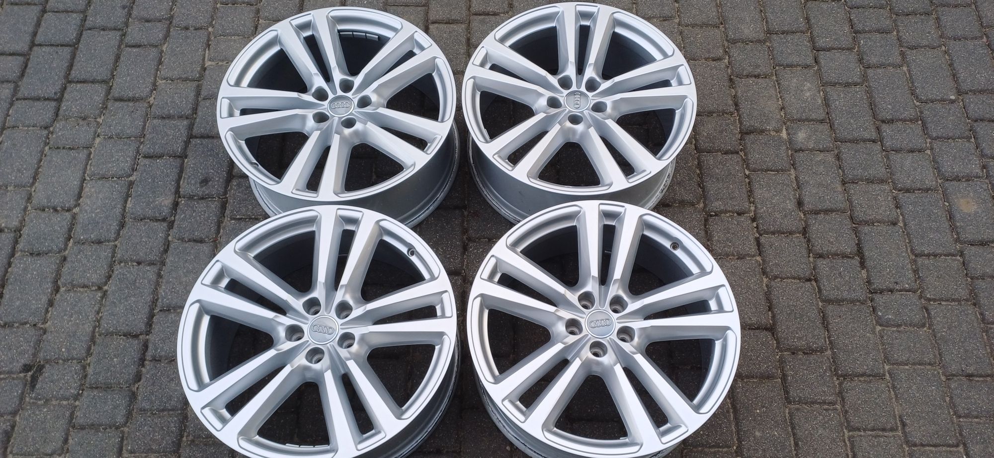 Alufelgi 8x20 cali ; 5x112 ; ET28 , AUDI.