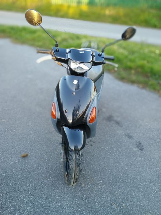 Скутер Suzuki lets 4