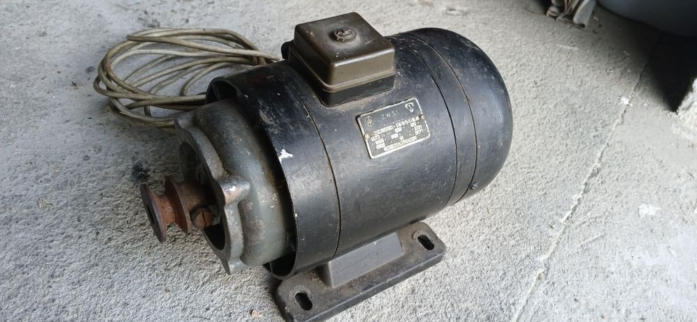 Silnik elektryczny z pralki BZFWr 120/78  Z.W.S.I Poniatowa