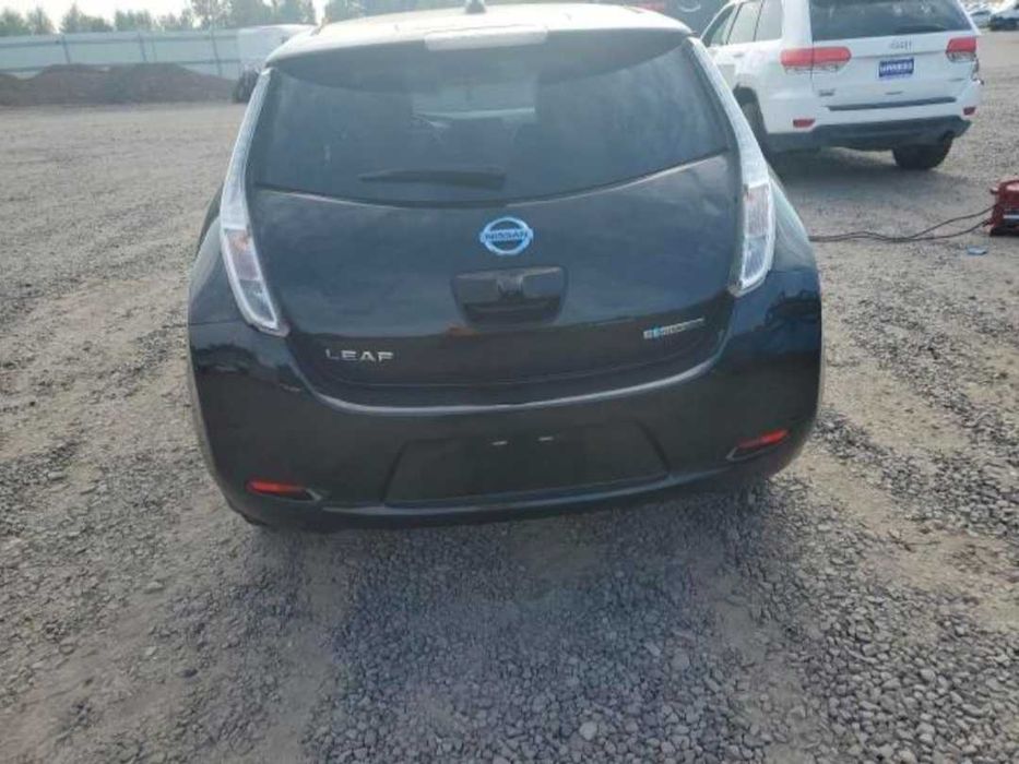 Продам Nissan Leaf 2016