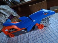Hot wheels city rekin transporter