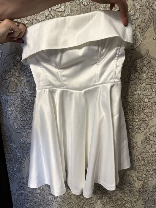 Продам сукню! Нова