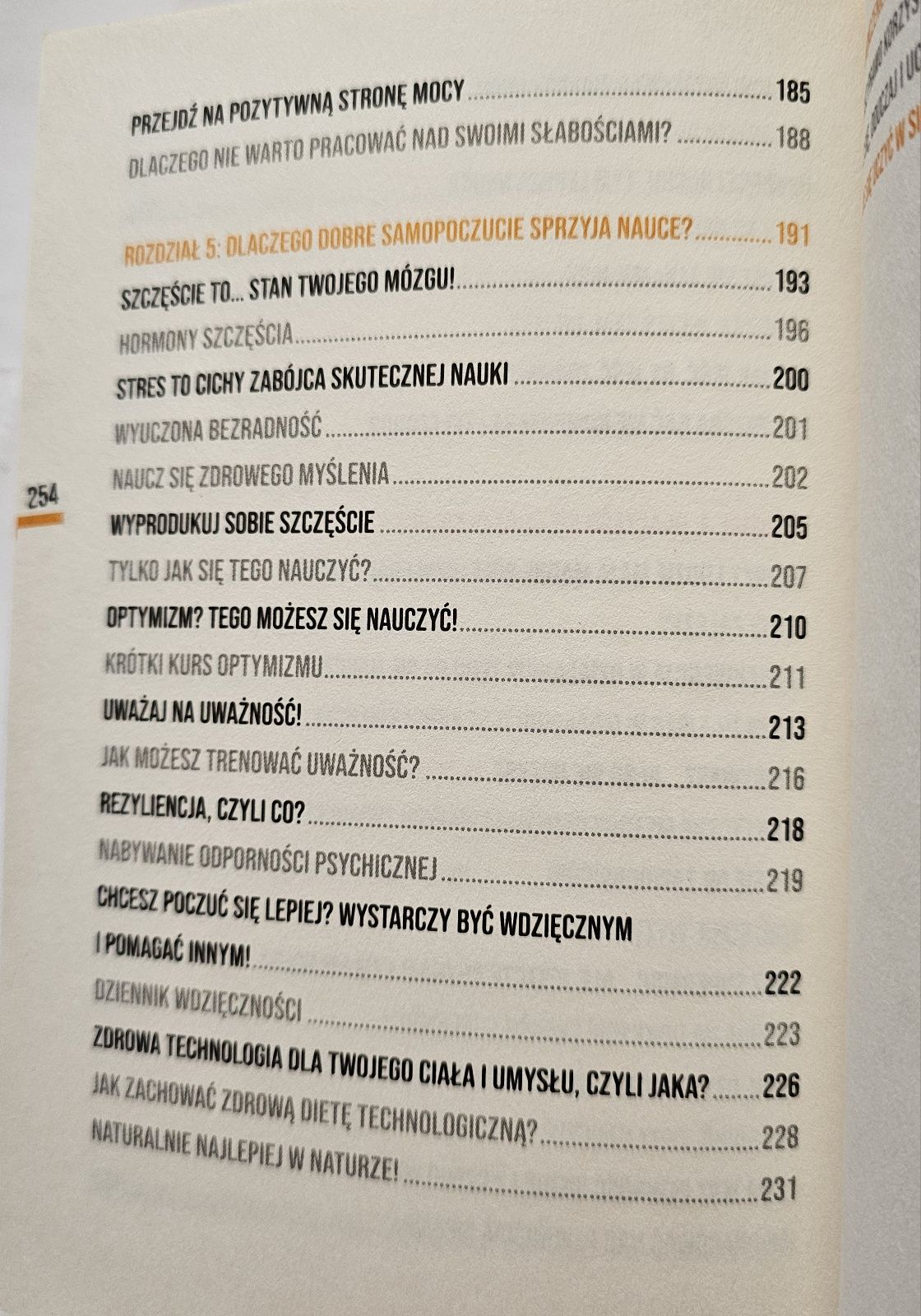 Dlaczego szkoła cię wkurza i jak ją przetrwać Mikołaj Marcela książka