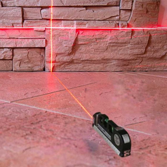 poziomica laserowa z miarką 250cm laser 3 libelki