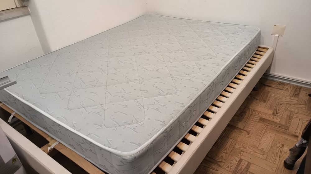 Sofás, colchões e estrados – preços acessiveis