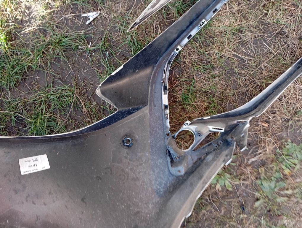 Zderzak przedni przód Toyota Corolla E21 Oryginał Hatchback Kombi