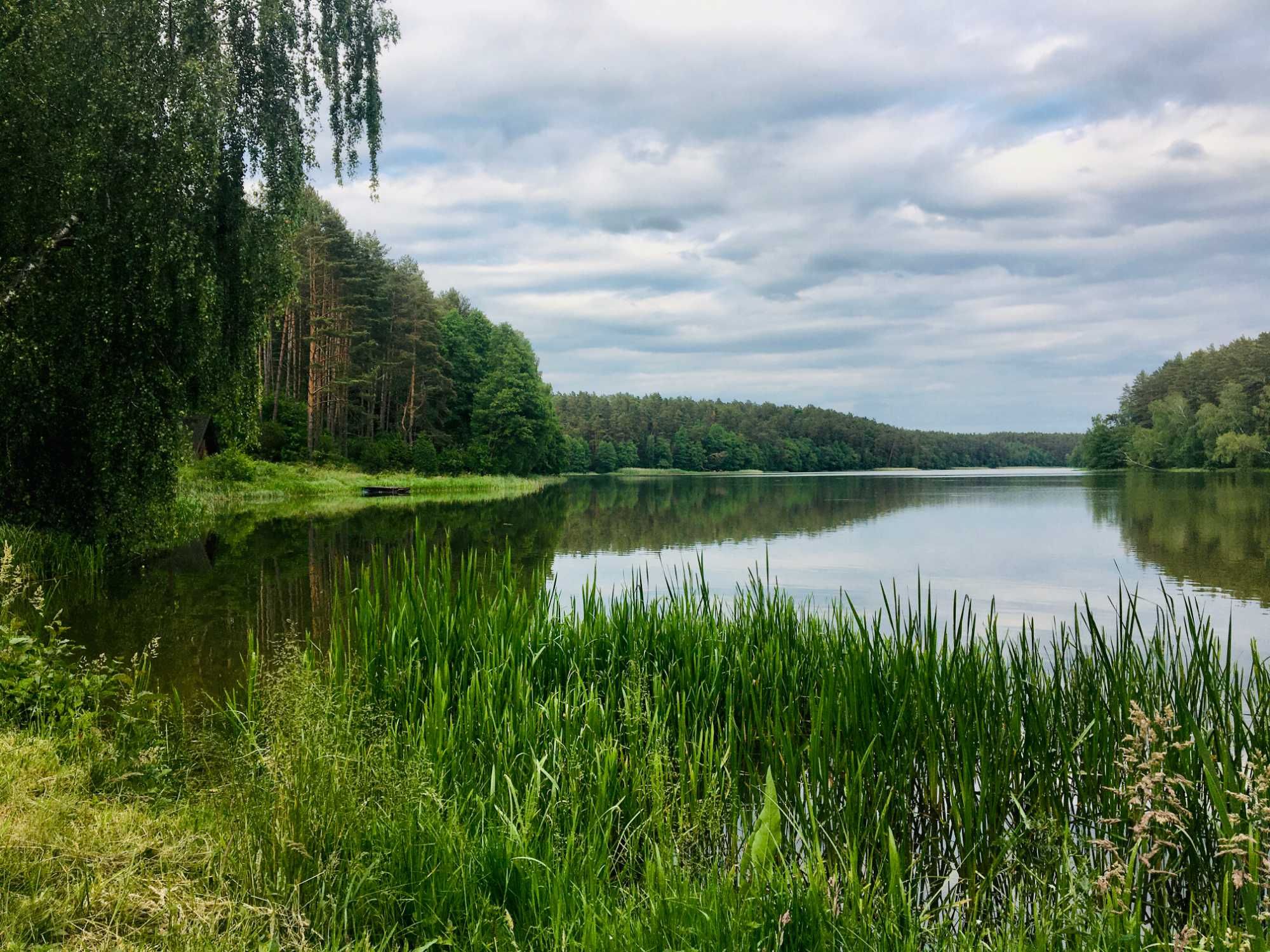 Całoroczny, komfortowy dom w lesie,nad jeziorem Słupinko.