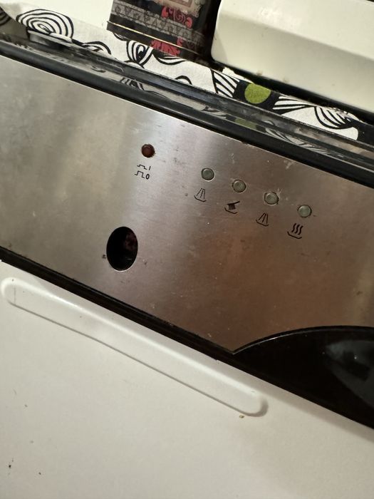 Посудомийка Indesit