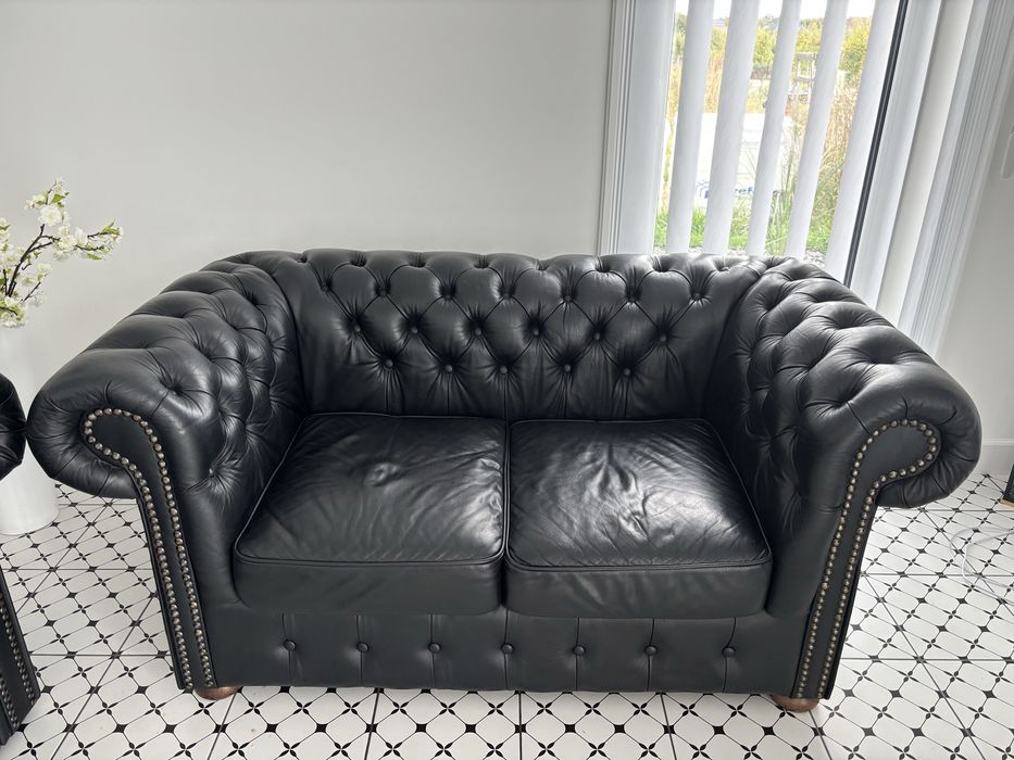 Sofa Chesterfield 3+2 z funkcją  spania .Skora naturalna cielęca.
