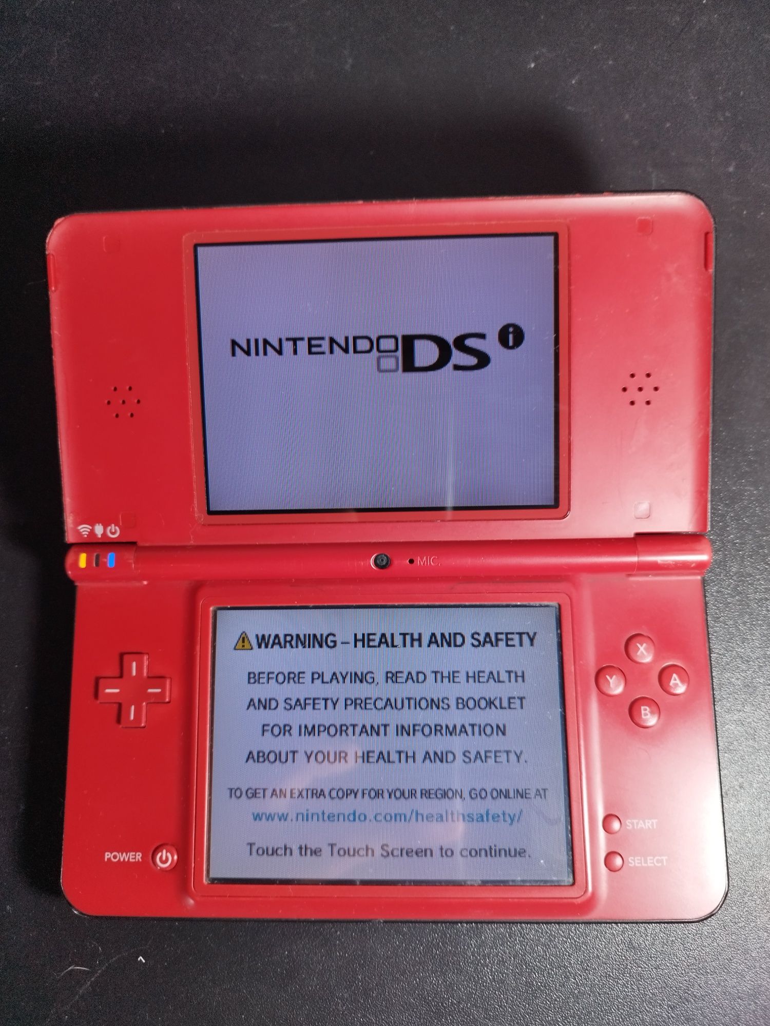 Nintendo DSi XL - Super Mario Edition