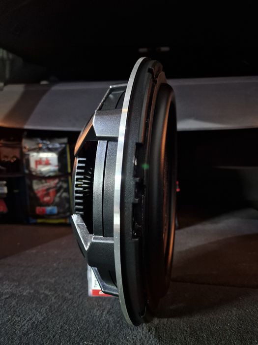 Skrzynia basowa subwoofer tuba Głośnik 30 cm Rockford Fosgate T1S1-12