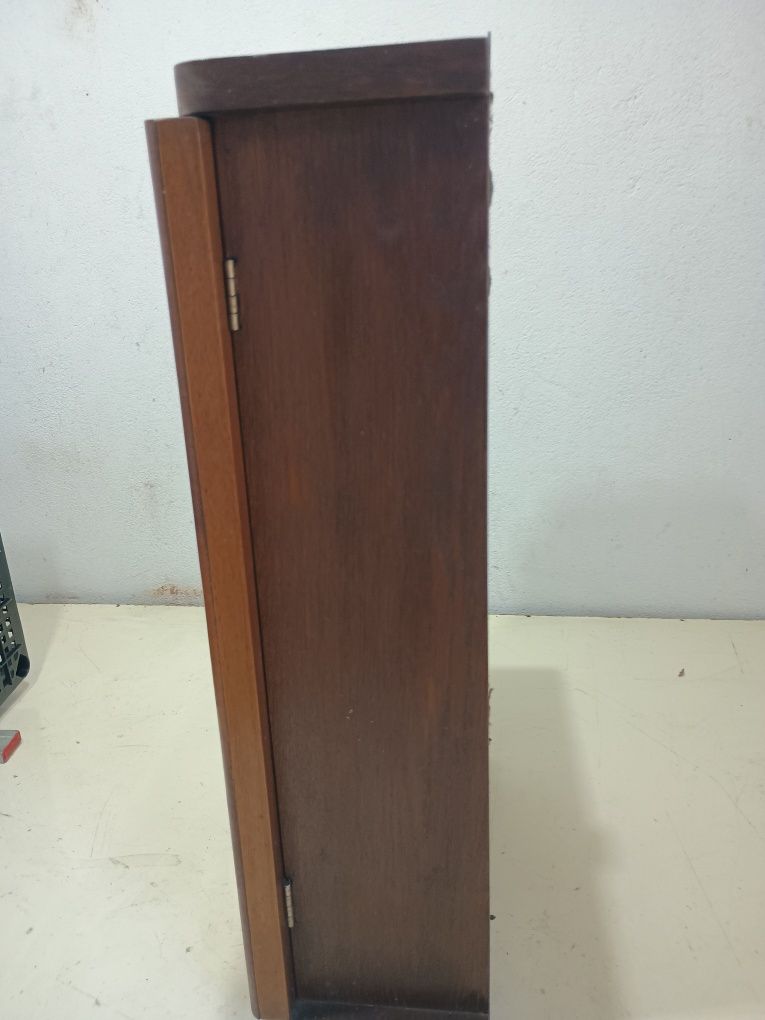 Wiszący zegar ścienny Metron z202/1 nakręcany
