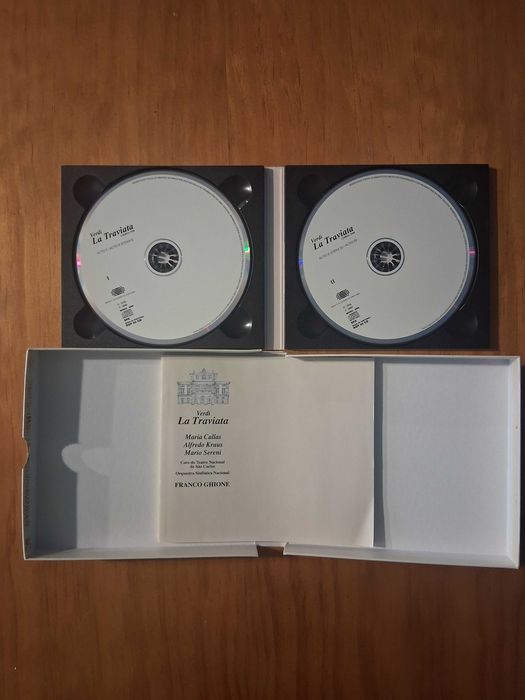 CD Verdi La Traviata Lisboa 1958, Novo nunca foi usado