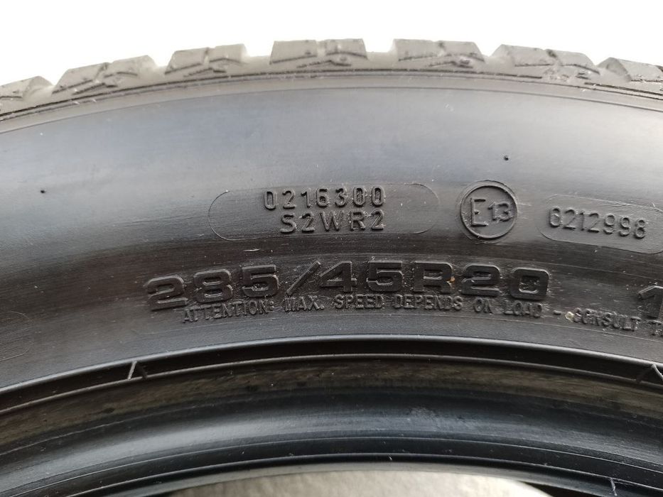 Продам гуму фірма Goodyear 285/45R20 зима