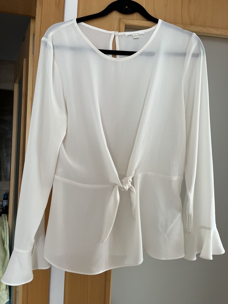 Blusa branca de seda