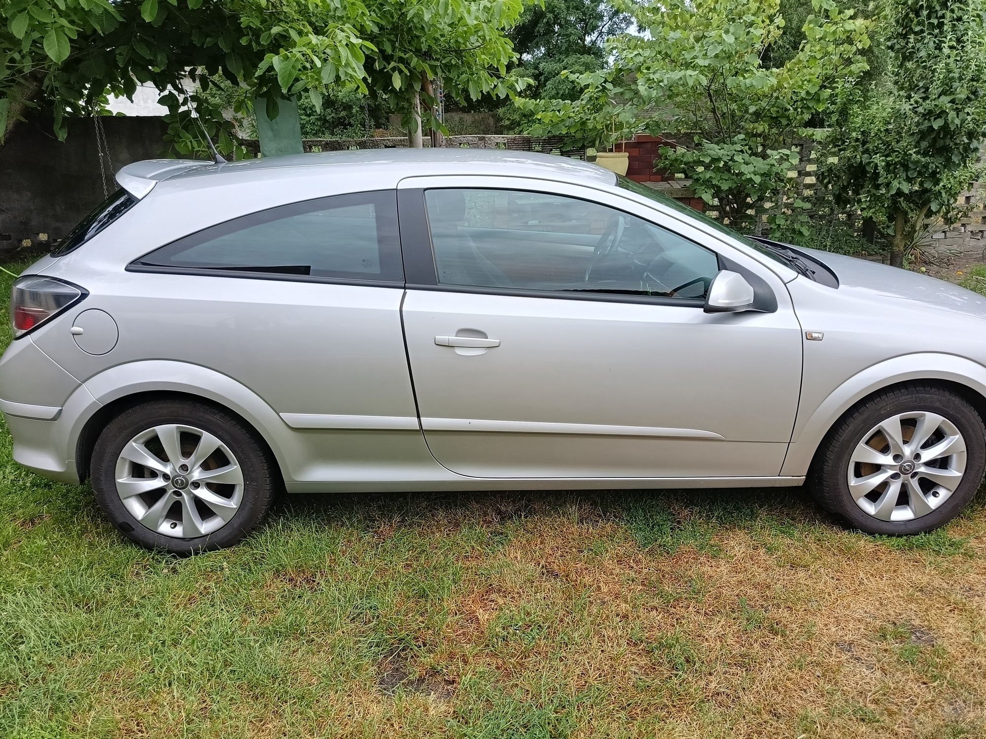 Sprzedam Opel Astra H