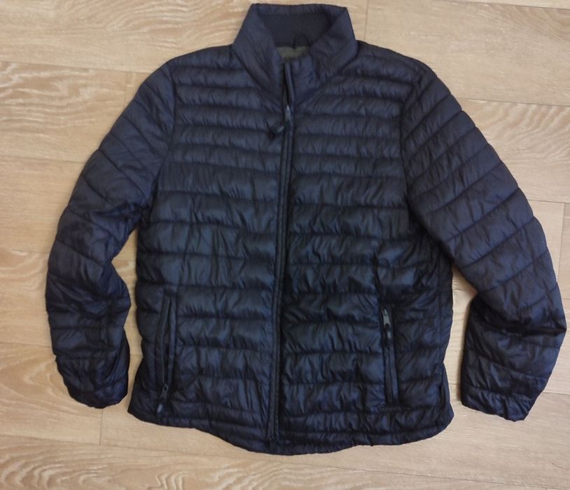 Мужская черная  куртка